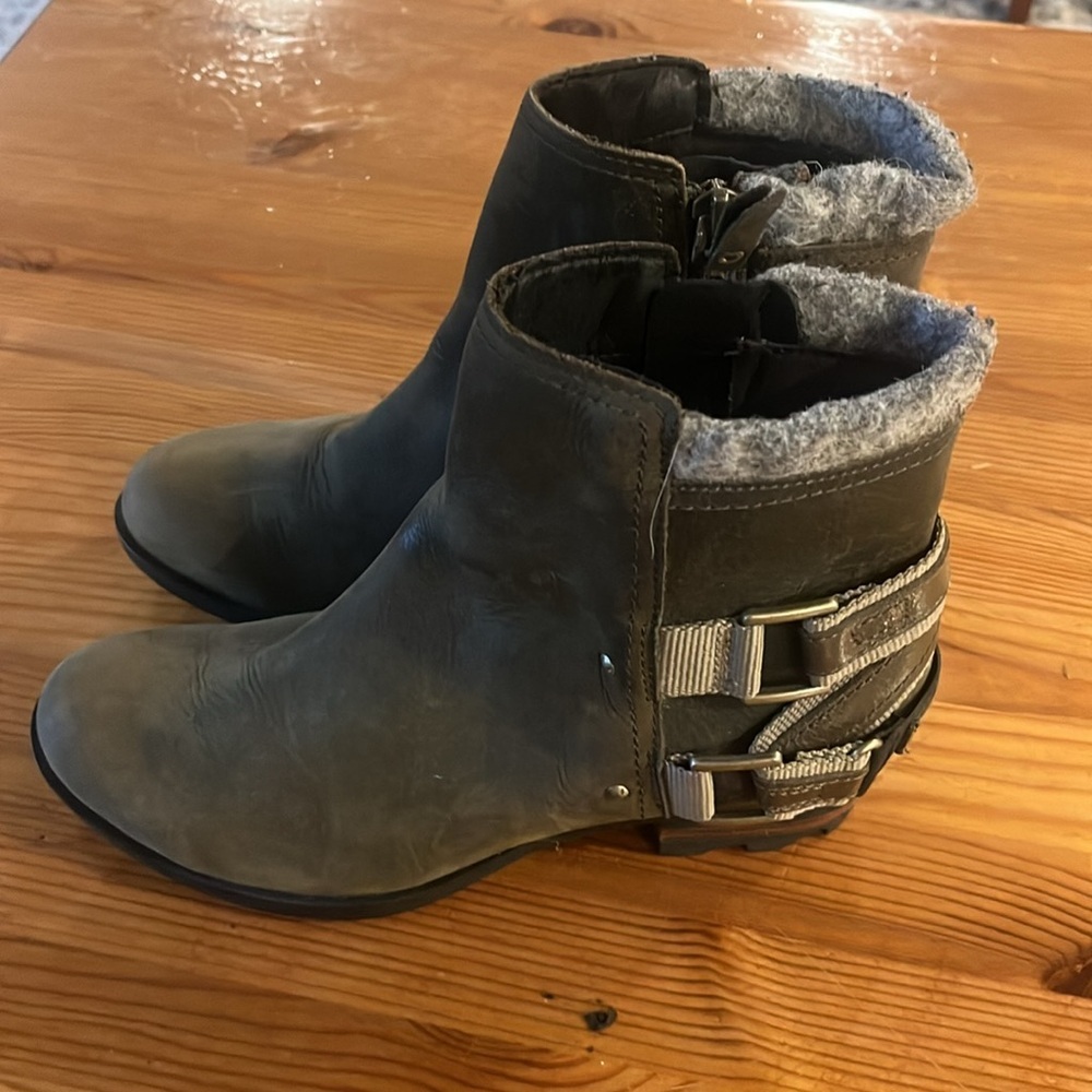 SOREL Lolla Leather Peet moss Ankle Boots Waterproof Block Heels Size 7.5 - Picture 3 of 14